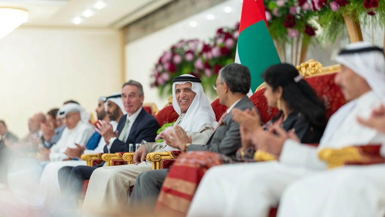 تفاصيل استقبال سعود بن صقر لعدد من السفراء وممثلي البعثات الدبلوماسية بلقاء جديد